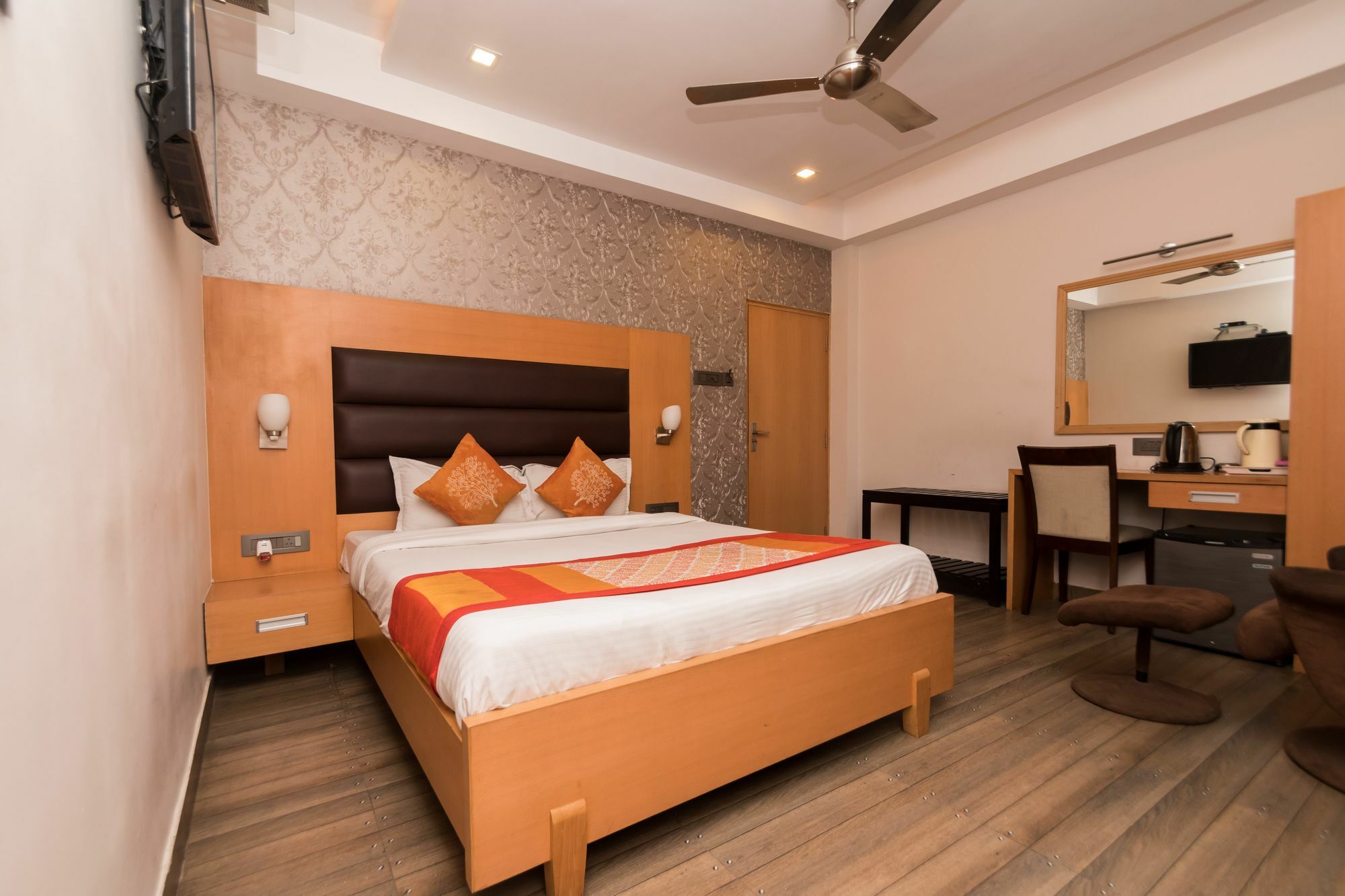 Hotel Oyo 3363 Near Sarat Bose Road Calcuta Exterior foto